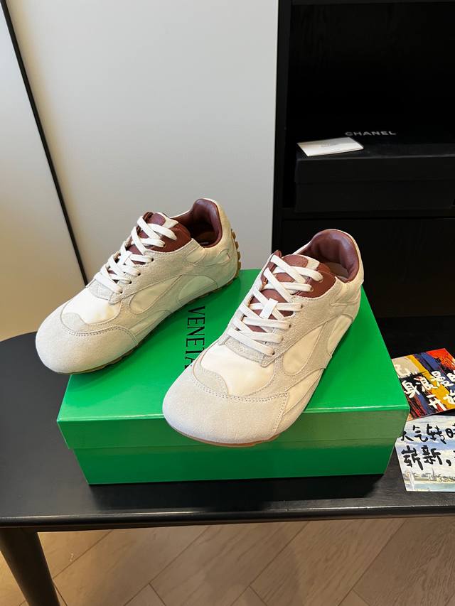 刘雯同款Bottega Veneta新款运动鞋爱了葆蝶家 Orbit Fash 系列情侣款运动鞋 复古休闲运动鞋 内增高3Cm#休闲运动鞋 Bv Orbit运动