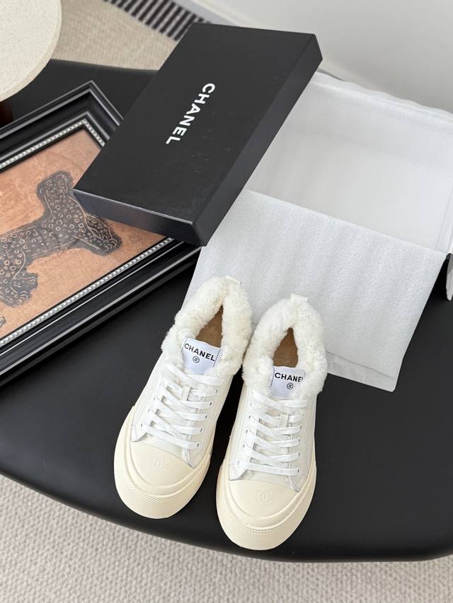 Chanel 顶级品质厚底松糕休闲鞋 推荐款鞋面牛皮 休闲又百搭 厚底内增高5Cm 羊皮垫脚 原版Ptu橡胶组合大底！耐穿防滑 上脚无敌气质 超舒适 Size: