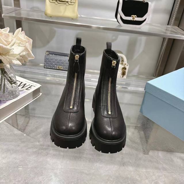 普家专柜新款，面料牛反绒 ，面料牛皮 牛开边珠 ，35-39 34、40、41定制不退换