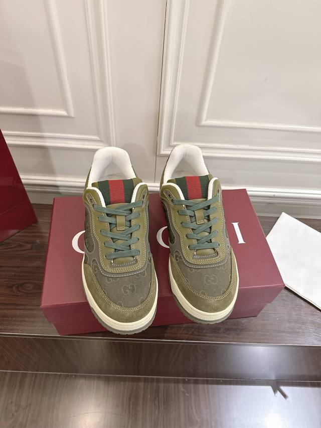 新配色Gucci Re-Web系列情侣款运动鞋 小白鞋 码数39-45