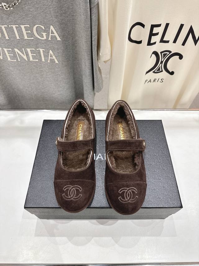 高版本出厂 Chanel.Vintagef022 2025Ss小香秋冬新款一脚蹬毛毛鞋玛丽珍乐福鞋休闲单鞋 太有范儿了，复古Coco女鞋.一直以来异常的盛行.这