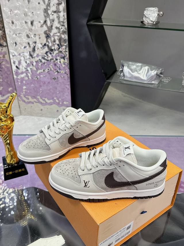 工厂P价P： 联名系列卖疯了情侣款 专柜如图包装 广州大厂品质 Nk Sb Dunk Low Lv联名-翻毛藏蓝 周年高端定制 低帮休闲板鞋 大厂纯原品质出货