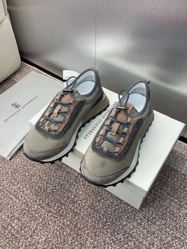 工厂P价P Brunello Cucinelli 2025秋冬新款拼色系带女鞋 Bc厚底尖头标志性串珠休闲运动跑鞋 材质：鞋面进口羊猄皮 环保透气科技面料+原版
