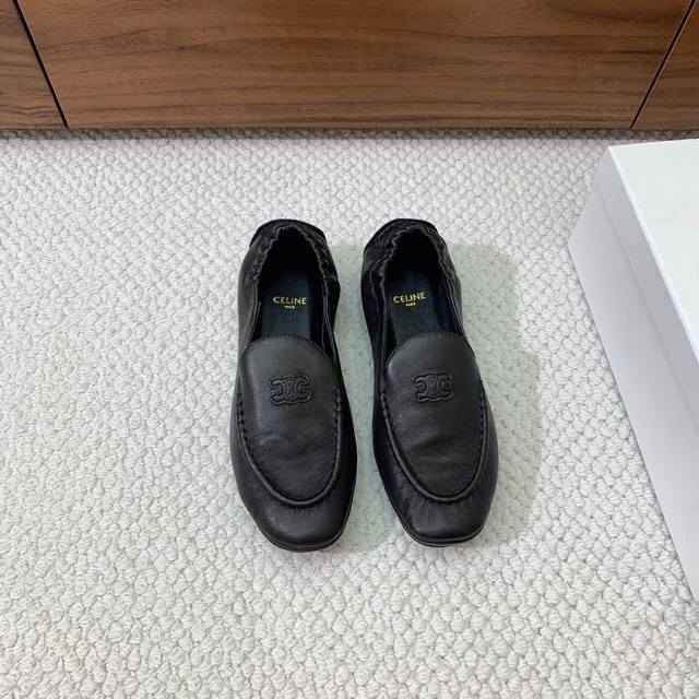 Celi*E乐福鞋。设计风格非常新颖、原版一比一定制！面料羊京、牛皮。原版大底。 码数：35-41 40、41定做不退换 批：