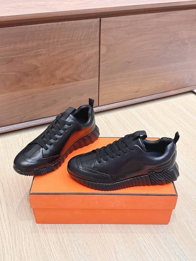 代购级 男款10 Hermes 爱马仕经典情侣款顶级品质#独家原版复刻 精致的工艺%脚感舒适越穿越好看原版进口牛皮和牛反绒材质舒适透气羊皮内里原版Tpu橡胶双色