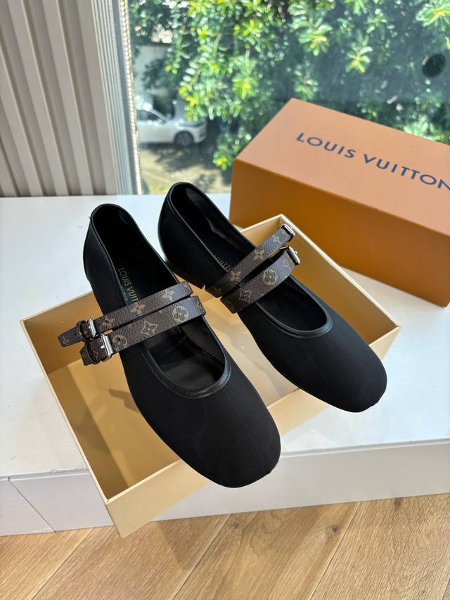 G199所见即所得顶级版本Lv 路易威登 X Tm 6Am 村上隆联名款樱桃凉鞋2025新款单鞋顶级版本原版一致 专柜主打最新款 Lv X Tm 6Am 村上隆