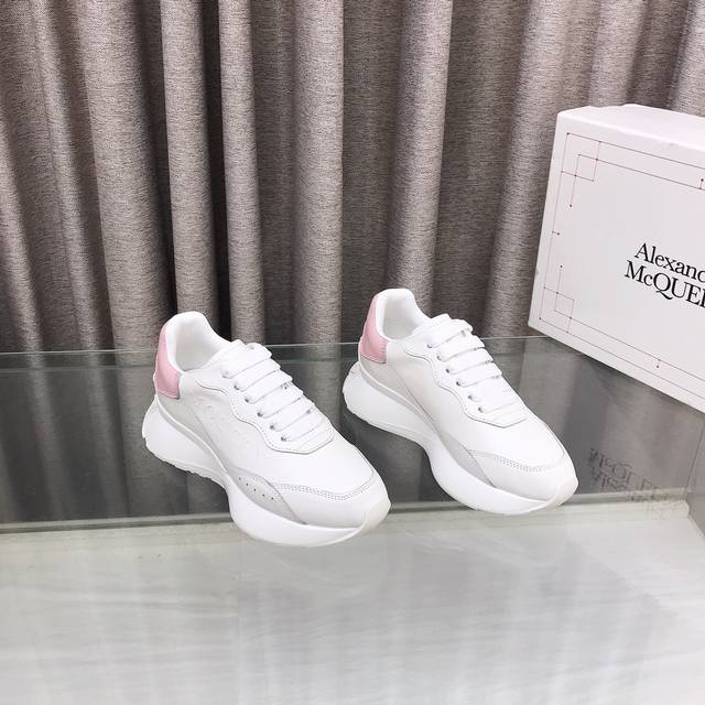 女码 男码 运动鞋 Alexander Mcqueen 麦昆最新款式 一如既往高端品质，做工细节清爽干净，原版一比一复刻，原版软厚底，设计线条优秀上脚绝对精彩，