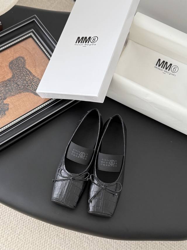 高定品质！Maison Margiela Mm6分趾鞋 Tabi 意产植鞣羊皮！ 欢迎对比 真正的原版大底！ Size:35-39其他码数定做