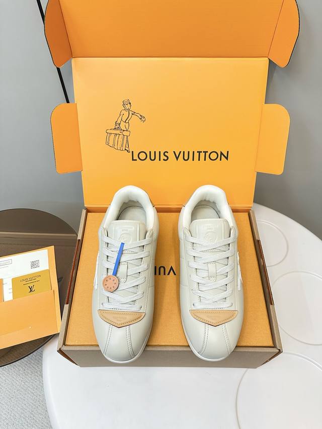 顶级版本 配飞机盒 Louis Vuitton 路易威登 菲董 联名 Buttersoft系列 面包鞋 休闲运动鞋 此次系列包括从简约风格的运动鞋到引人注目的跑