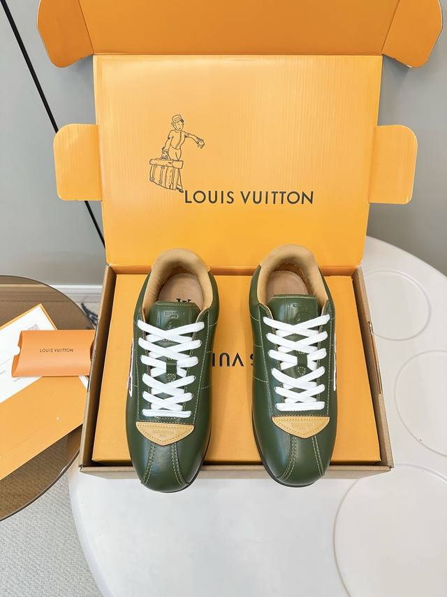 顶级版本 配飞机盒 Louis Vuitton 路易威登 菲董 联名 Buttersoft系列 面包鞋 休闲运动鞋 此次系列包括从简约风格的运动鞋到引人注目的跑