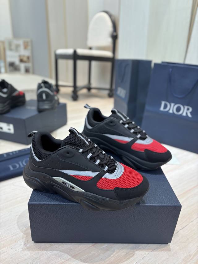 出厂价Pp： 顶级版本 Dior 迪奥 经典款 B22系列 网面 休闲 运动鞋 老爹鞋 原版购入开发 做货 国外超火的D家 运动 老爹鞋 市场最高品质 原版爆拆
