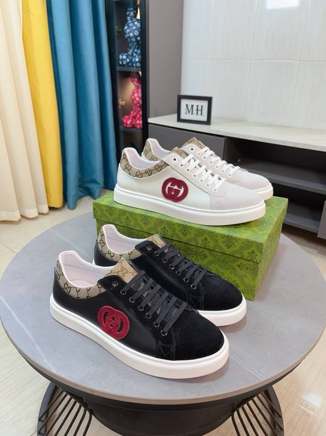 Gucci 古奇 新款男鞋高端品牌，最新時尚休闲男鞋，潮流百搭之款，轻松运动风，鞋面意大利进口头层牛皮 真皮内里 加超精细做工。原版个性时尚橡胶耐磨大底，上脚轻