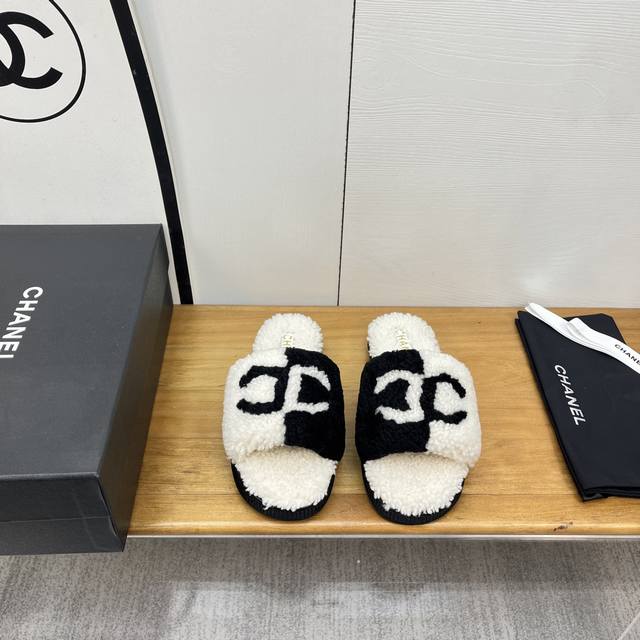 Chanel 25S早秋羊毛毛拖鞋 进口真羊毛 暖和柔软~ 双层加厚大底！增高显瘦 原版1：1开模橡胶底 码数：35-39 40 41 定制不退换
