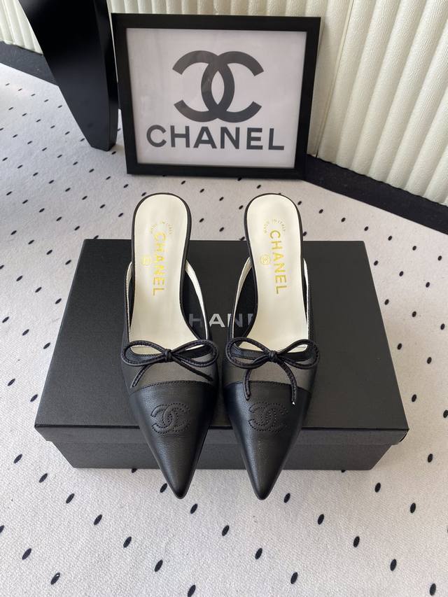 Chanel新款高跟鞋 高版本出货 双C鞋头特别吸睛 上脚舒服特显大长腿 进口羊皮鞋面 羊皮垫脚 意大利真皮大底 Size: 35-40