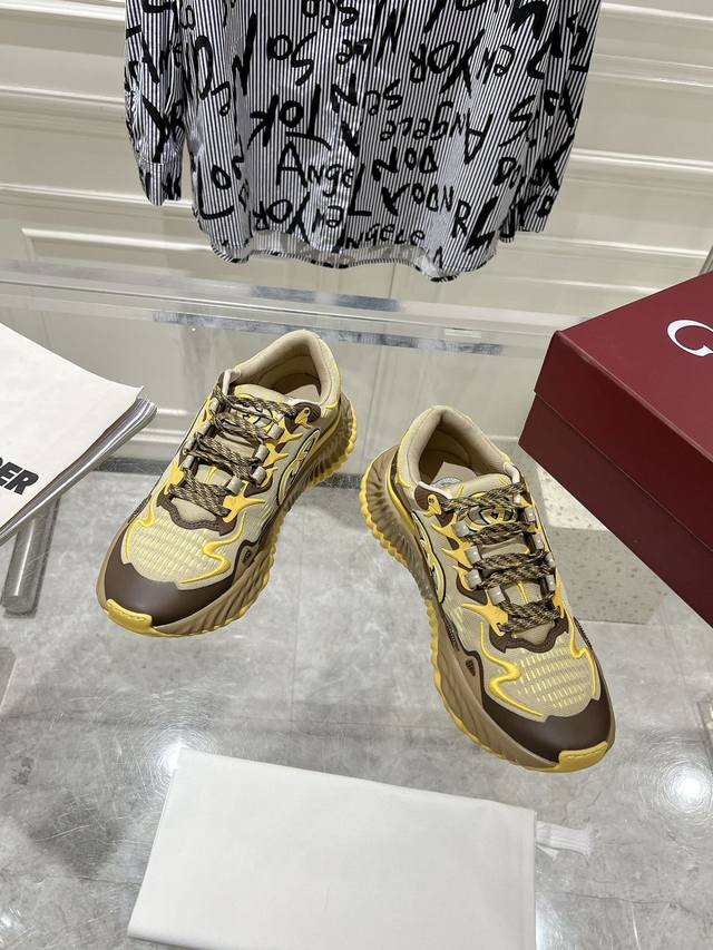 出厂 顶级版本Gucci Ripple新款飞织波浪鞋购入原版1比1开发脚感轻盈舒适配有全套航空包装码数35-45