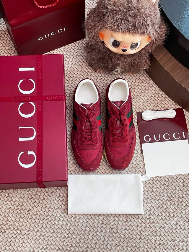Gucci 运动鞋整双鞋子采购Zp开发打造，全部定制材料，独家开模大底，细节全部对版出货，连包装也做到跟正品一样。码数:39-45