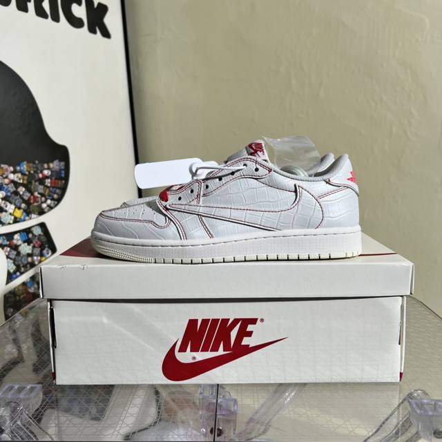 Travis Scott X Fragment X Air Jordan 1 Low 低帮倒钩 兔八哥配色 36-47.5 含半 纯原版本