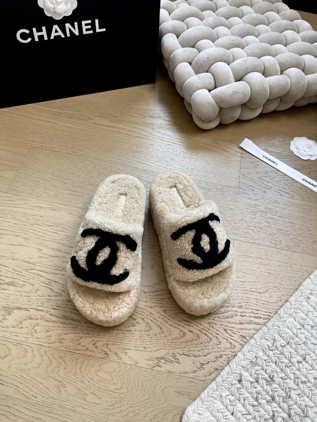 Chanel 25K秋冬新款厚底毛拖 顶级版本！抢先发售 鞋面真羊毛 原版大底防滑大底 码数：35-41 40 41定制不退不换