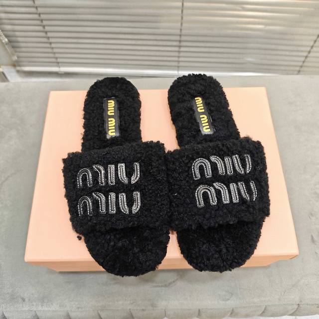 缪缪Miumiu新款毛拖 真毛羊羔毛 原版橡胶大底 码数35-41