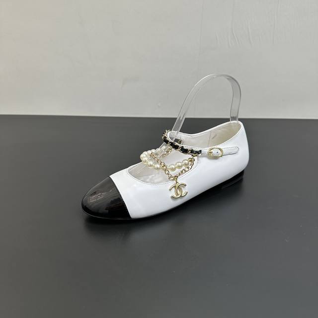 Chanel香奈儿小香25 A 官网最新款 平底链条珍珠脚环拼接单鞋玛丽珍鞋 专柜品质 所有材质都根据原版定制！购入正品开发 面料: 原版定制羊皮 内里：羊皮