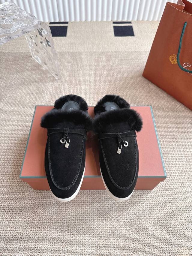 女 男 Loro Piana Lp诺悠翩雅针织兔毛单鞋 采用 Wish 羊皮面料制作｜鞋面采用独特针织面料制作工艺｜内里全真濑兔毛兔毛，垫脚羊皮 羊毛，全方位一