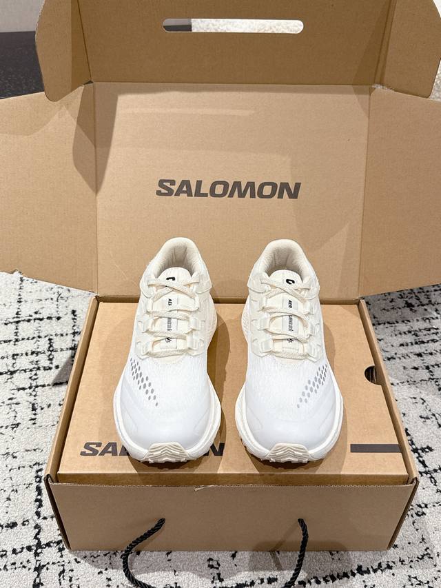 顶级版本 #情侣款 Salomon 萨洛蒙 25 第三代 Aero Glide 3 Grvl 休闲 运动鞋 鞋面：Grvl版本编织更加紧密、外侧的压胶也有防污防