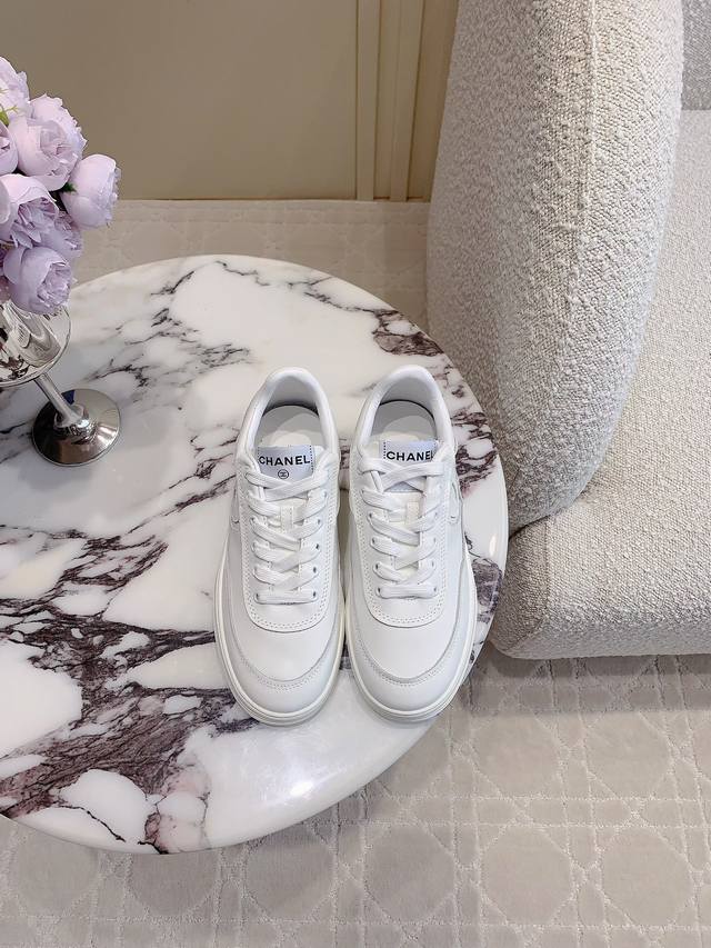 女码 出厂价Pp Chane*新款休闲板鞋 上脚巨舒服 版型好看到无法挑剔 经典百搭款 鞋面牛皮 内里羊皮 垫脚牛皮 原版开模双色Tpu大底 女码35-39 4