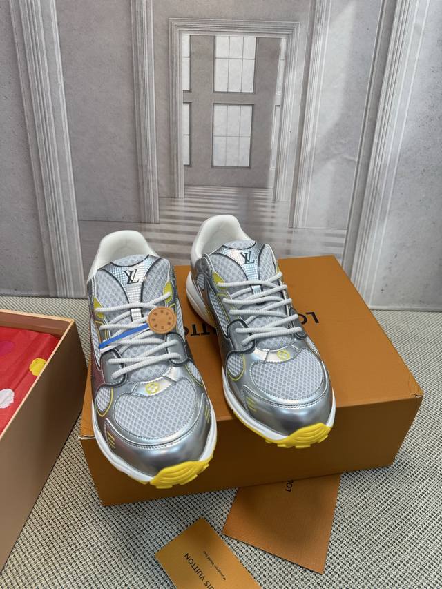 Lv 路易威登L家 驴牌 最新Olympia系列 情侣款 银角大王 休闲 运动鞋 跑鞋 本款 Lv Olympia 运动鞋融合网格面料与金属质感合成皮革等科技面