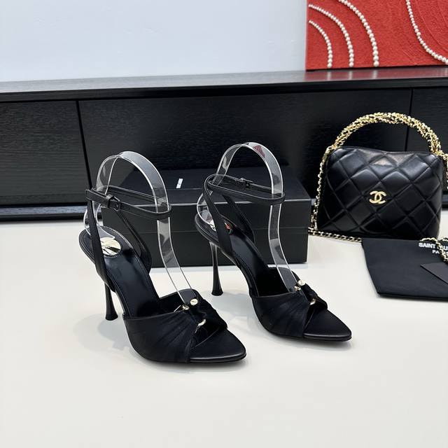 Saint Lauren*Ysl圣罗兰25年夏季新款 网纱高跟凉鞋 大底：进口真皮大底 跟高:10Cm 码数：35-39定做.40.41不退不换