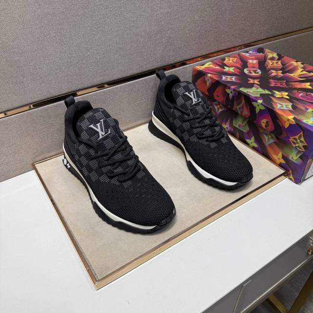 调工厂P价 男装男鞋 运动原单 Lv～ 男士休闲鞋 2025Z柜同步发售 码数:38-44 # 7个颜色鞋面选用多材质拼接网布内里，舒适透气，鞋底：原版舒适耐磨