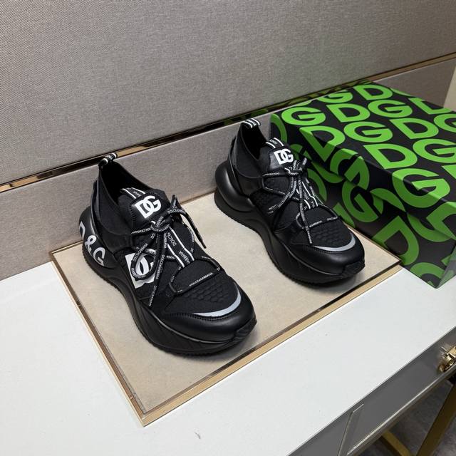 调工厂P价 男装男鞋 运动原单 Dg～ 男士休闲鞋 2025Z柜同步发售 码数:38-44 # 3个颜色鞋面选用多材质拼接网布内里，舒适透气，鞋底：原版舒适耐磨