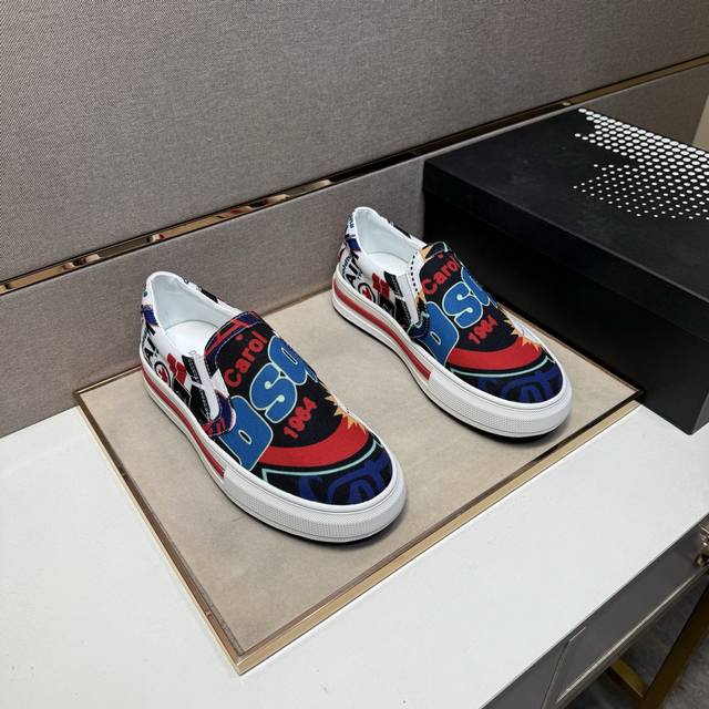 调工厂P价 男装男鞋 运动原单 D2～ 情侣装休闲鞋 2025Z柜同步发售 码数:36-44 # 2个颜色鞋面选用多材质拼接真皮内里，舒适透气，鞋底：原版舒适耐