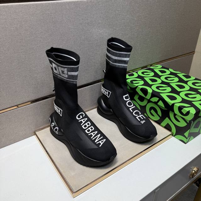 调工厂P价 男装男鞋 运动原单 Dg～ 情侣装休闲鞋 2025Z柜同步发售 码数:35-44 # 4个颜色鞋面选用多材质拼接网布内里，舒适透气，鞋底：原版舒适耐