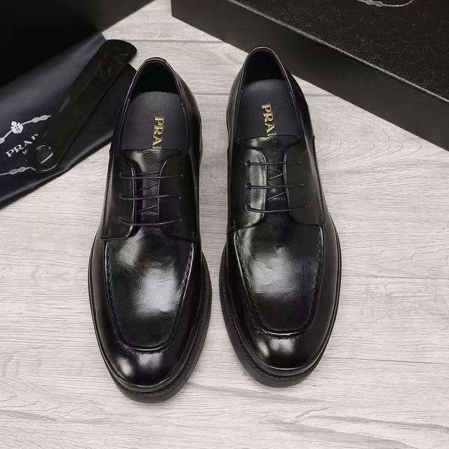 调工厂P价 男装男鞋 运动原单 普拉达 Prada 专柜1:1原版复刻，质量绝对原版大底，优质进口橡，耐磨防滑,永不脱胶，鞋面材质：进口头层牛皮防滑发泡大底，官
