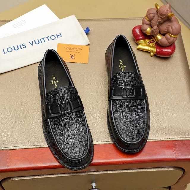 调工厂P价 男装男鞋 运动原单 Louis Vuitton 里 路易威登 新款男士休闲商务皮鞋官网原版复制，鞋面采用进口官网1:1材料制作意大利牛皮面，高端内里