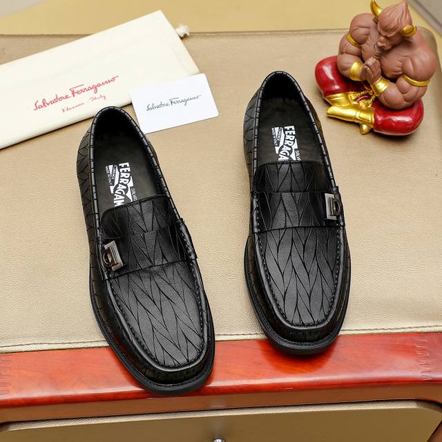 调工厂P价 男装男鞋 运动原单菲拉格慕[Ferragamo] 顶级进口西装男鞋官网原版复制，商品材料：精选 进口压纹小牛皮+奢华五金扣配件~进口水染牛皮内里。强