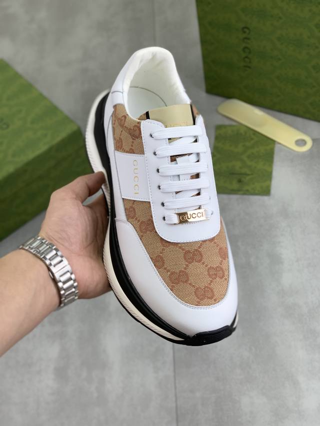 调工厂P价 男装男鞋 运动原单 古驰 Gucci官网最新款经典休闲时尚男鞋爆款版型简洁大气，潮男专属.独有的官网最新品牌元素古奇原版装饰，时尚又大方，面料原版柔