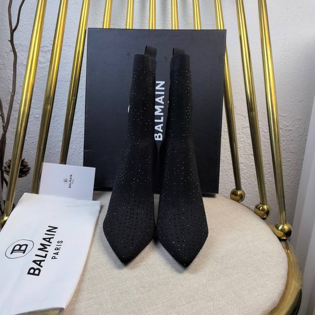 工厂P价 女装女鞋 运动原单 Balmain巴尔曼 秋冬新款针织靴！海外订购原版，1:1完美复刻！ 鞋面：原版定制飞织鞋面 内里.垫脚：牛皮里 跟高：9.5Cm