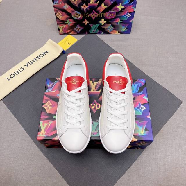 调工厂P价 男装男鞋 运动原单 Lv 男鞋官网最新款上市了1：1复制，香港专柜同步，走秀同台；全部”，橡胶大底防滑耐磨；面料头层牛皮十3D打印，羊皮内里，着脚舒