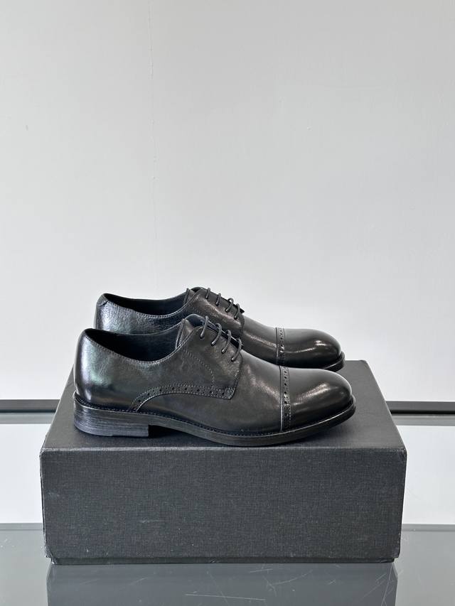 调工厂P价 男装男鞋 运动原单 Dior～高端男士时尚复古皮鞋，鞋面采用优质牛皮制作，水洗真皮大底 固特异工艺、车牛津线缝合 永不掉底.经久耐穿 英伦风格 此款