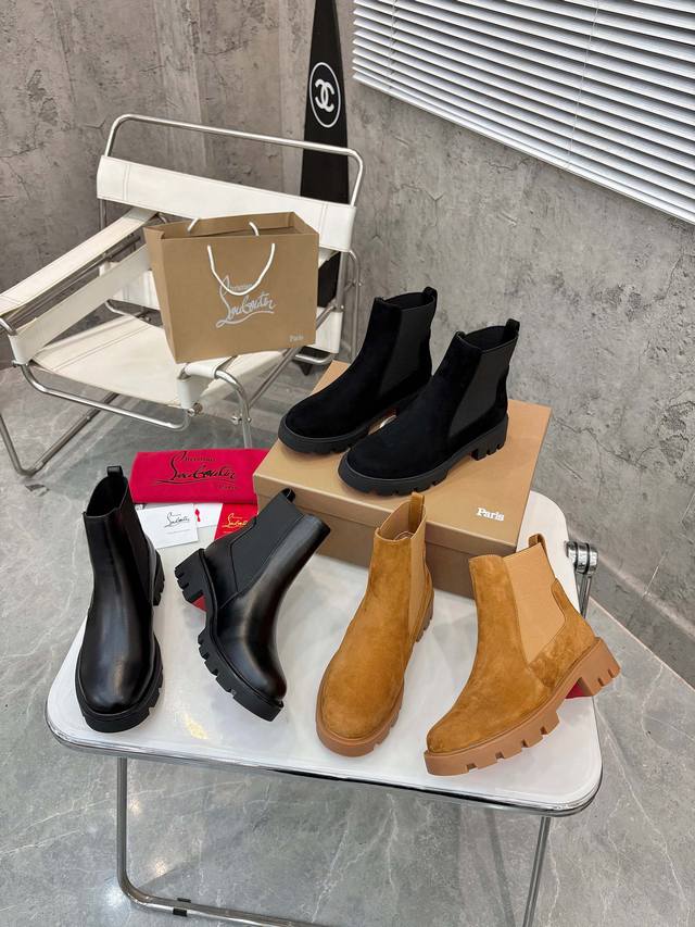 工厂P价 女装女鞋 运动原单 素面款顶级版本 独家定制 代购级③个颜色供选择。重磅推出 Christian Louboutin Cl 独特标识设制 防狼 红底鞋