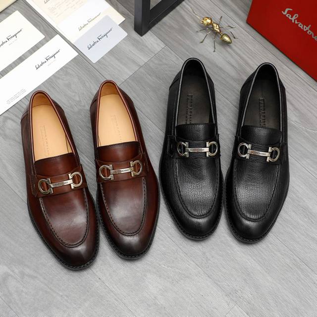 调工厂P价 男装男鞋 运动原单 商品商标：Ferragamo 菲拉格慕 商务休闲套脚皮鞋 正码码数: 39-45 45.定做不退换 商品材料：精选 竖纹牛皮鞋面