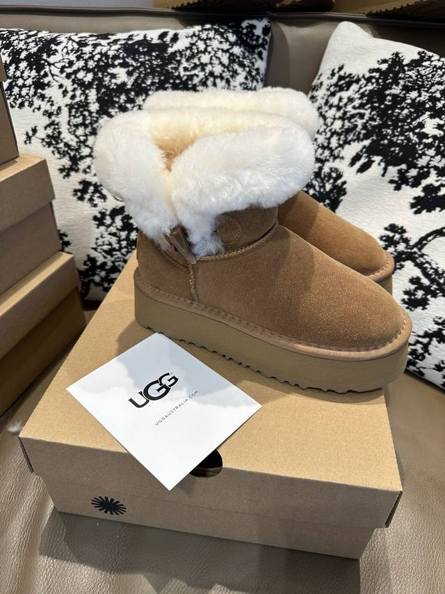 Ugg 中筒加厚羊毛雪地靴 35-40码