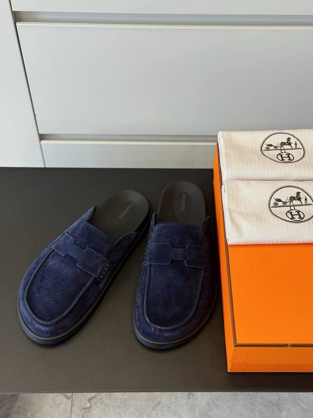 H家Go穆勒鞋麂皮小牛皮穆勒鞋，又是勃肯鞋 经典H型鞋面细节 打造舒适现代风格 意大利制造 黑色橡胶鞋底 黑色小牛皮内底 黑色山羊皮内衬 Size:39-44