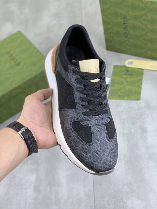 工厂P价P 实价 古驰 Gucci官网最新款经典休闲时尚男鞋爆款版型简洁大气，潮男专属.独有的官网最新品牌元素古奇原版装饰，时尚又大方，面料原版柔软小牛皮 舒适