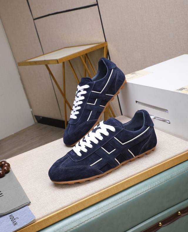 出厂价P 霍根最新情侣款爆款更新 Hogan 男女同款专项运动鞋，舒适简约，时尚经典，适用所有气质男女，面料，头层小牛皮、进口翻毛皮，橡胶大底，衬里牛皮里，36