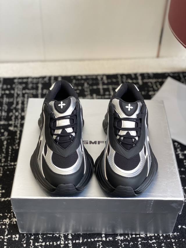 Smfk 小众潮牌爆款 设计感浮雕 厚底 运动鞋 休闲鞋 爆真的是很耐看越看越喜欢！矮个子宝宝的福音直接拉长身材比例！！ 鞋身柔软舒适，鞋底耐磨防滑- 而且每个