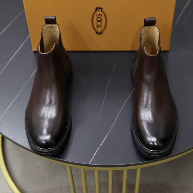 原单品质 Tods托德斯休闲靴子专柜新款同步 精致手工缝线 做工细节堪比专柜 鞋面进口牛京 牛皮内里 原版大底 38-44 45定做