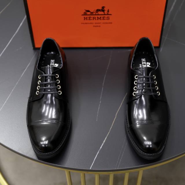 出厂价P 牛里 品牌：爱马仕 尺码：38-44 45可定制 等级： 专柜经典款 材料： 原版软牛皮鞋面 舒适牛皮内里 原版轻便大底 款式类别：商务休闲套脚 驾车