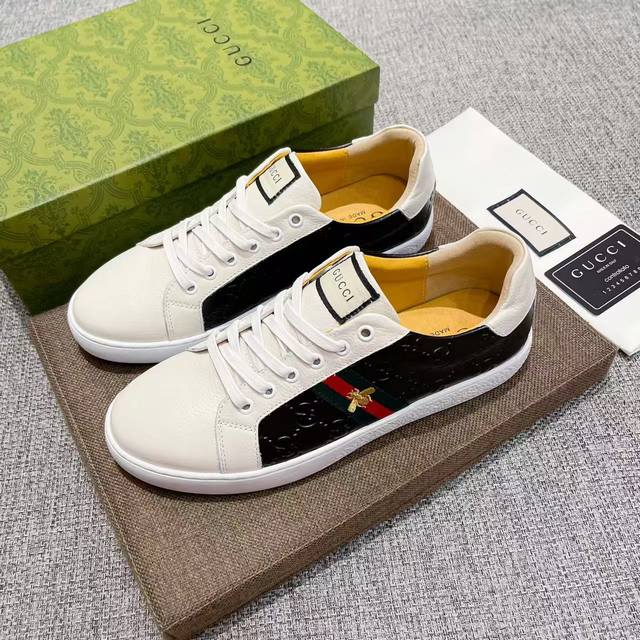 古驰 Gucci ，1921年创立于佛罗伦萨，是全球奢侈品品牌之一，其独特的创意和革新风靡全球，古驰 永恒而经典，一直以来深受明星们的青睐，并成为世界上流社会人